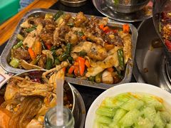 -鸿顺老铁锅美蛙鱼府(解放碑店)