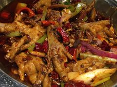 -休记光头香辣蟹干锅店(衣冠庙店)