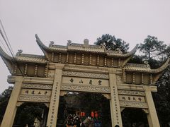 -灵岩山风景区