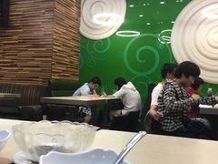 大堂-佰搭果·广式茶餐厅(西华路店)