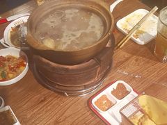 -阿润打边炉·鲜切鸡煲(华漕店)