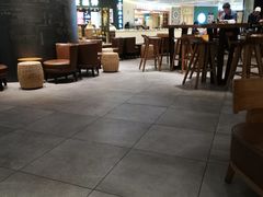 大堂-星巴克臻选(广州太古汇店)
