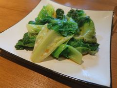 -臻鲜燕海鲜融合餐厅(金陵style店)