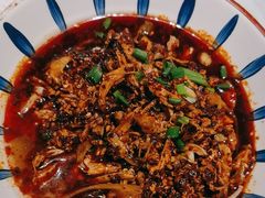 -黄记煌三汁焖锅(新佳丽江汉路店)