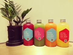 冷压果汁-LO CALCOW卡路力轻食主义餐厅(陆家嘴店)