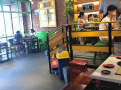 大堂-钢管厂五区小郡肝串串香(南山店)