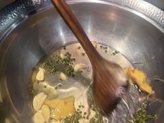 -老船舫·现做活鲜鱼馆(东郊记忆店)