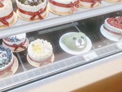 -花花卷卷·鲜食蛋糕(静安久光百货店)