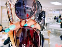 -潘多拉眼镜·蔡司依视路明月(潘家园店)