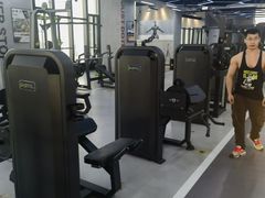 -跃动游泳健身俱乐部(新华传媒店)