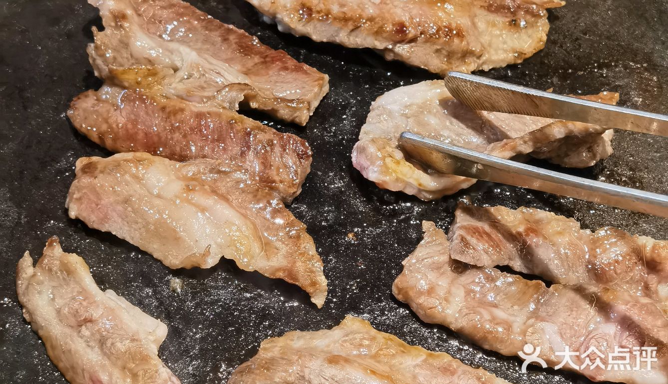 小河直街新中式庭院烤肉💐花食酒肆