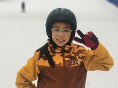 -乔波室内滑雪场