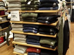 -优衣库(郑州丹尼斯大卫城店)