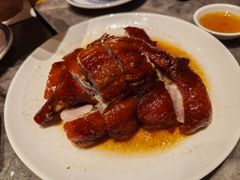 -瑞虹新天地月亮湾