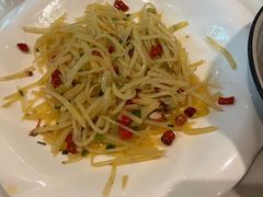 -丹江口渔村·湘味厨房(桃园店)