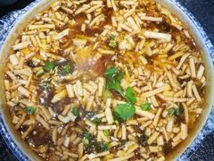 -窄巷子陕菜馆·地道陕西菜(粉巷店)