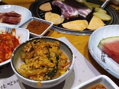 -唯成•韩国炭火烤肉 유성고기