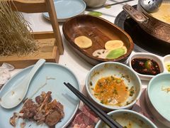 -洪氏嗨捞·猪肚鸡火锅(阳光天地店)