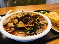-水平有限螺蛳粉(宏达大厦店)