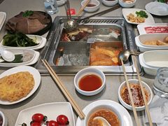 -海底捞火锅(新松江路生日主题店)