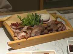 -关东小磨东北菜(漕河泾印象城店)