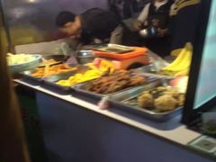 -洪河半边街夜市