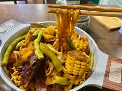 -内蒙焖面大盆骨餐馆(山大路店)