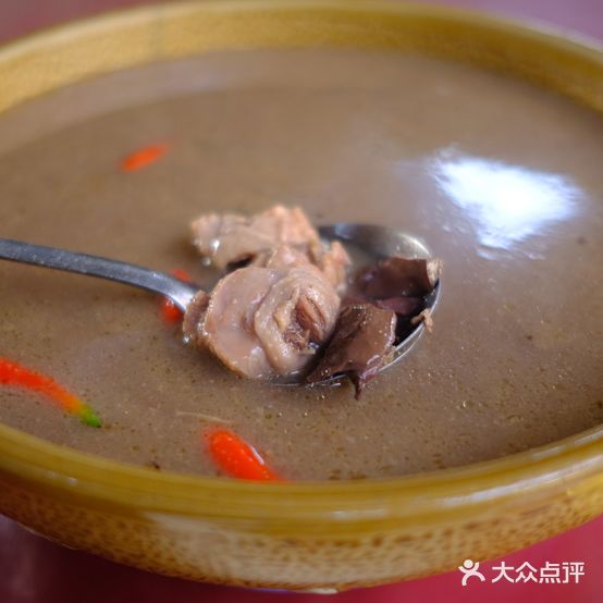 王家酸角鸡火锅傣味饭庄(斑色路店)