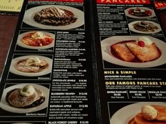 -Pancakes on the rocks(Darling Harbour)