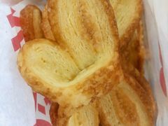 蝴蝶酥-红花点心局(护国寺店)