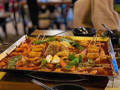 鱼饼火山炒年糕-包装马车·韩国料理·포장마차