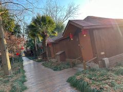 -上海怡沁园度假酒店