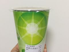 鲜橙百香果汁-九里香奶茶果汁(碧湖店)