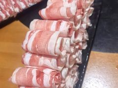 -果松木炭酸菜铜火锅·外婆参鸡汤