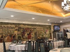 -汗腾格里·风味餐厅(新疆驻京办店)