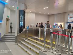 -冰纷万象滑冰场(深圳万象城店)