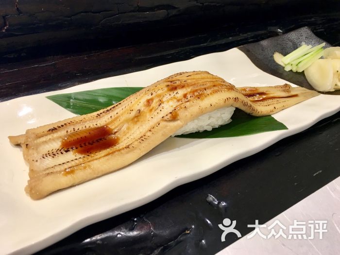 星鳗鱼整条手握