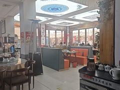 -壹阁胡羊焖饼(特色小吃街店)