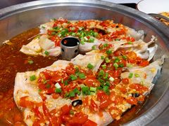 剁椒鱼头-老湘亲·品鉴湘菜(蔡塘爱琴海店)