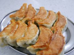 鲜肉韭菜煎饺-芬芳甜品(同福路店)