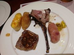 -东莞塘厦三正半山温泉酒店·沙利文西餐厅