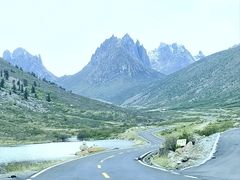 -莲宝叶则景区
