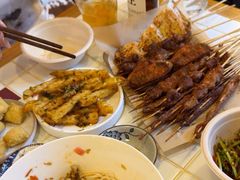 -粉八·云南米线·建水烧烤(常熟路店)