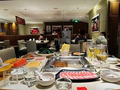 -海底捞火锅鲜切牛肉主题店(长寿路店)