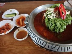 -喇喇排骨火锅·传统韩式脊骨汤(望京西园总店)