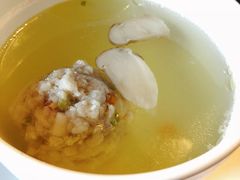 清汤松茸蟹粉狮子头-解香楼(八盘岭路店)