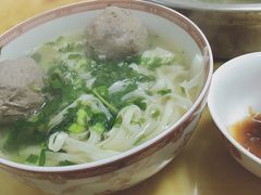 -飞厦老二手槌牛肉丸店