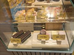 面包甜点陈列柜-麦当劳(杭州文三路店)