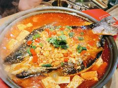 -三顾烤庐·烤鱼·烧烤·龙虾(奉贤店)