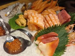 -花和海鲜自助(梅江店)